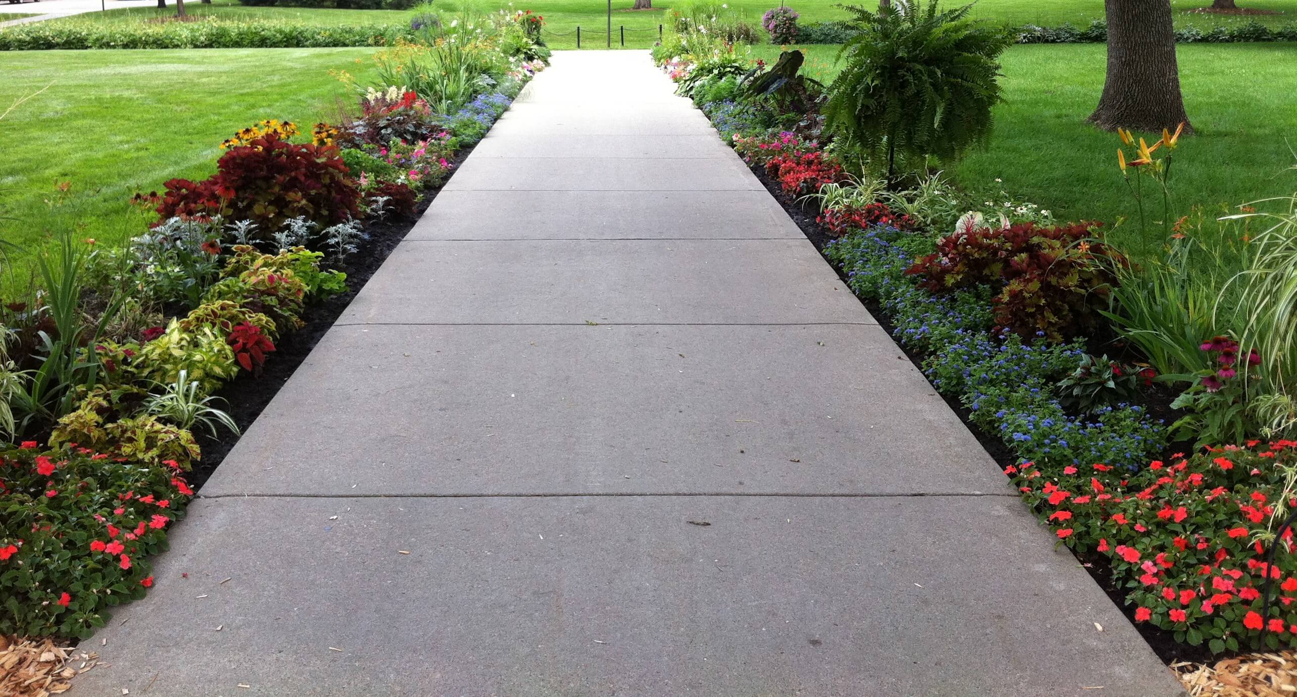 15 Walkway Designs For Your Home And Garden Live Enhanced