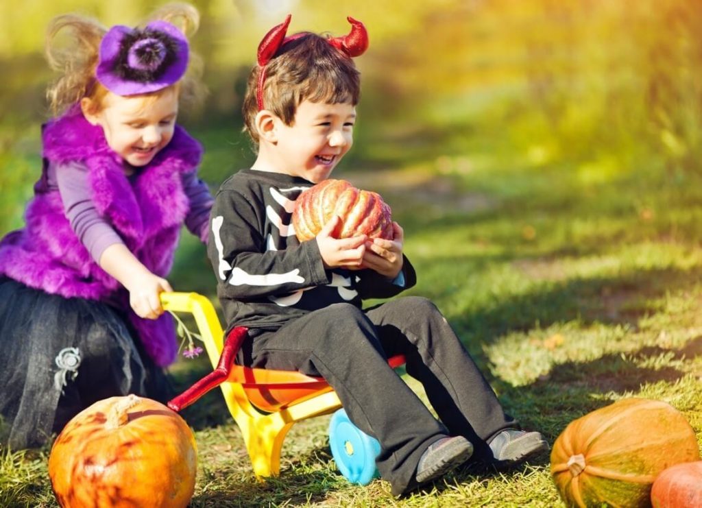 Halloween Games Ideas That Will Make Kids Scream at Daylight - Live ...