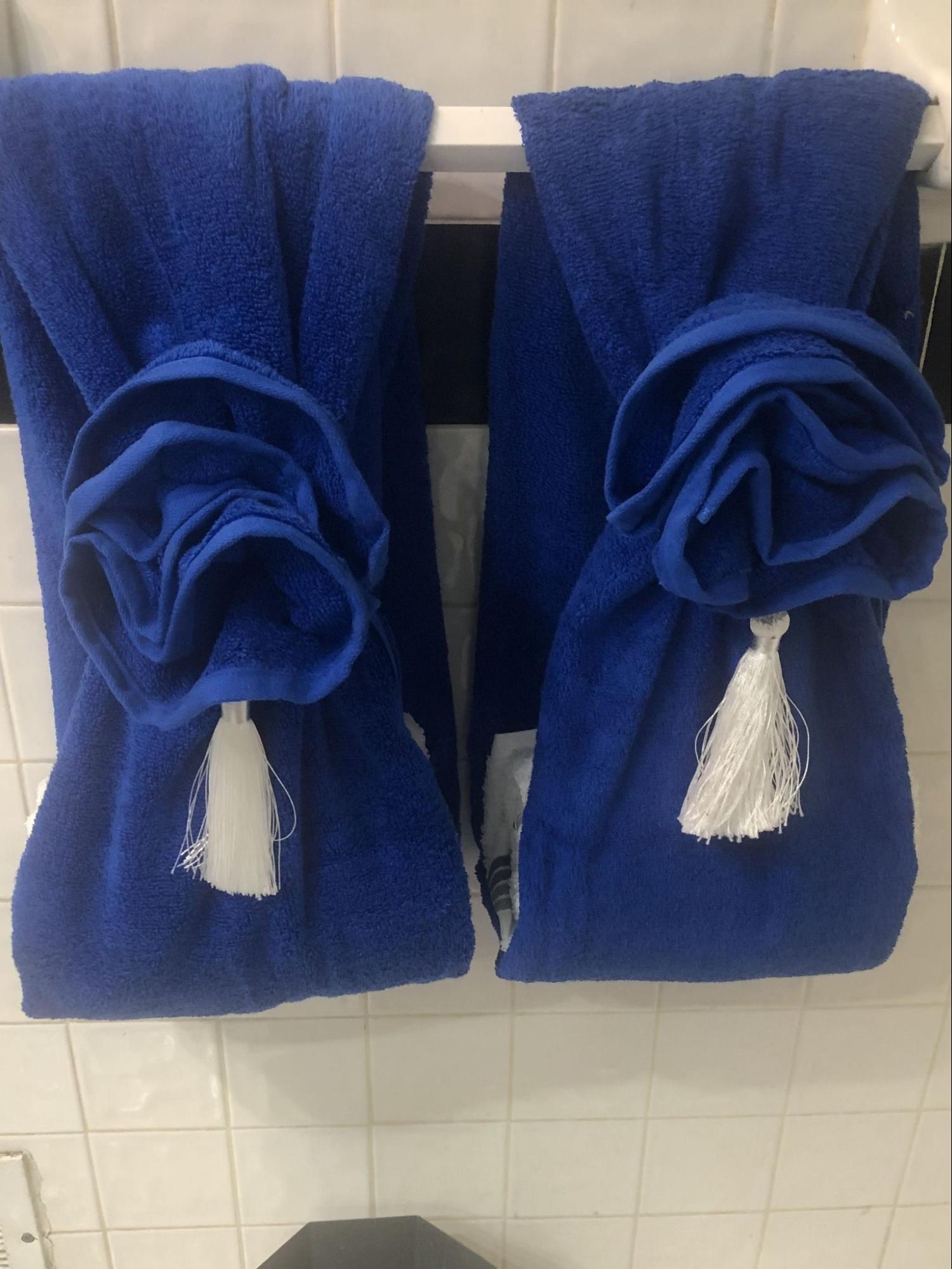 bathroom towels decor ideas