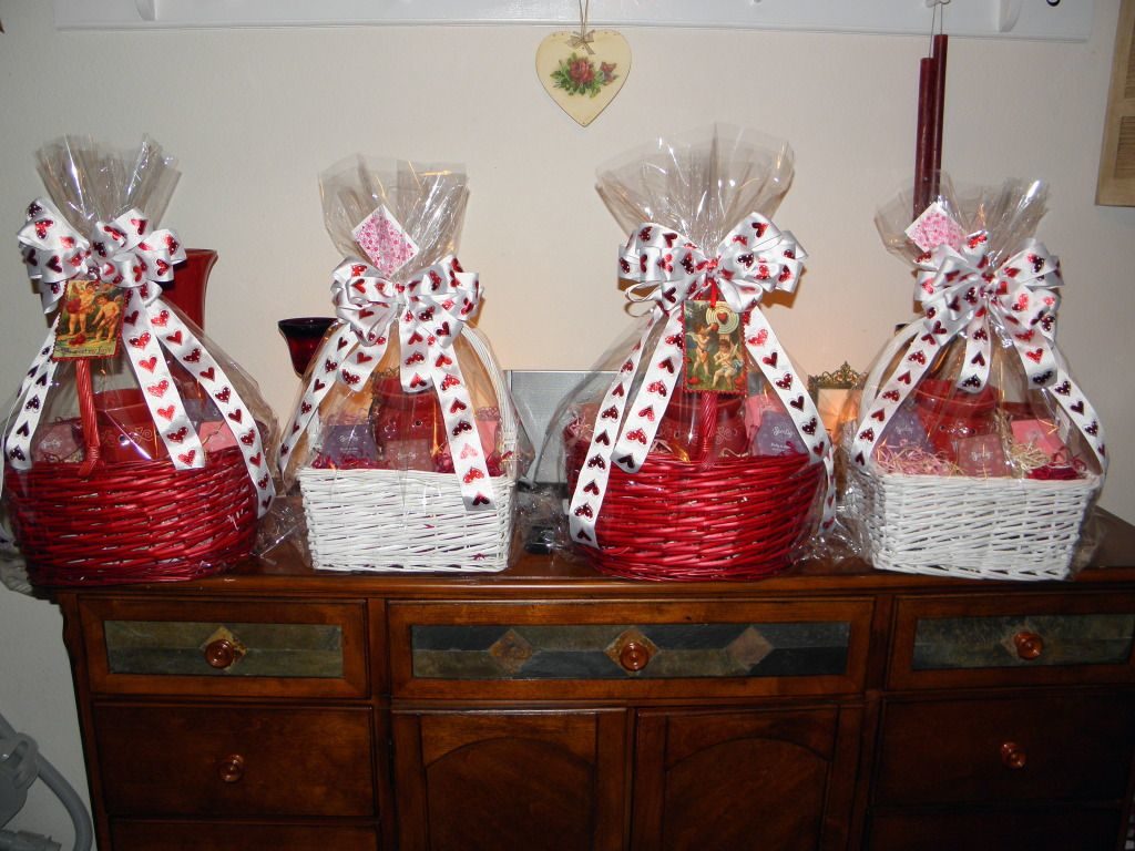 Best Valentine's Day Gift Baskets, Boxes & Gift Sets Ideas - Live Enhanced