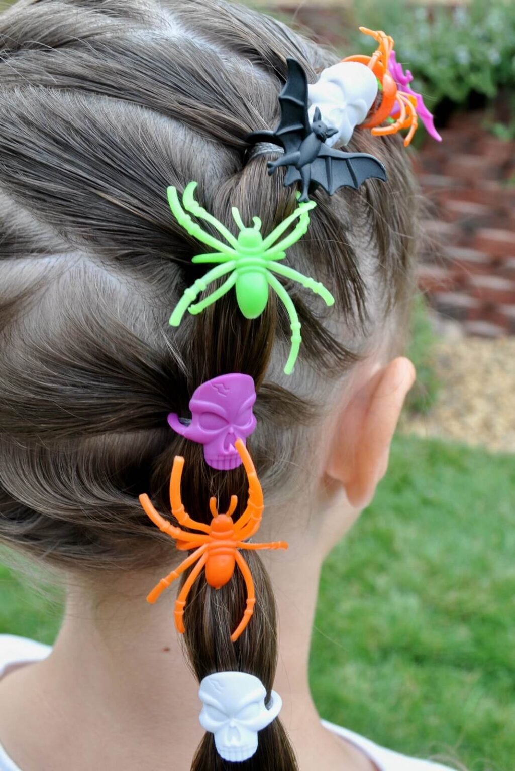 Easy and DIY Halloween Hairstyle to Complete Your Halloween Look