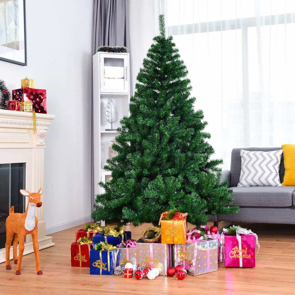 Several Christmas Tree Safety Tips and Ideas - Live Enhanced