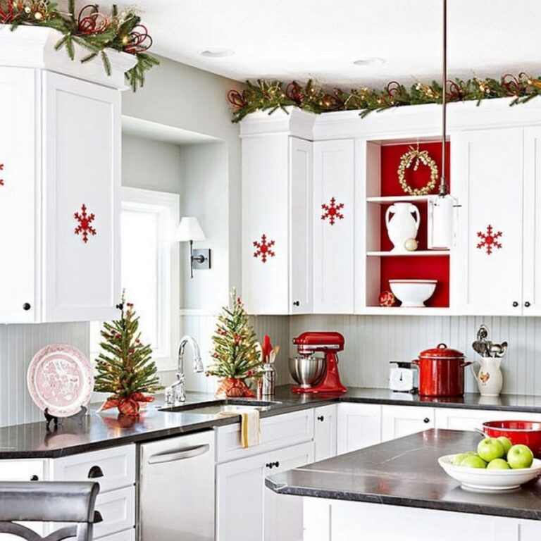 Decorate Kitchen For Christmas 1 768x768 