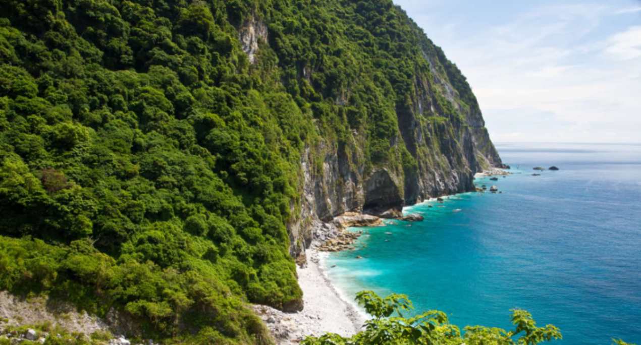 Breathtaking Coastlines and Pristine Beaches in taiwan